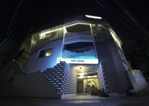Гостиница That House Hongdae  Сеул